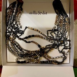 Stella and Dot Relic Statement necklace
